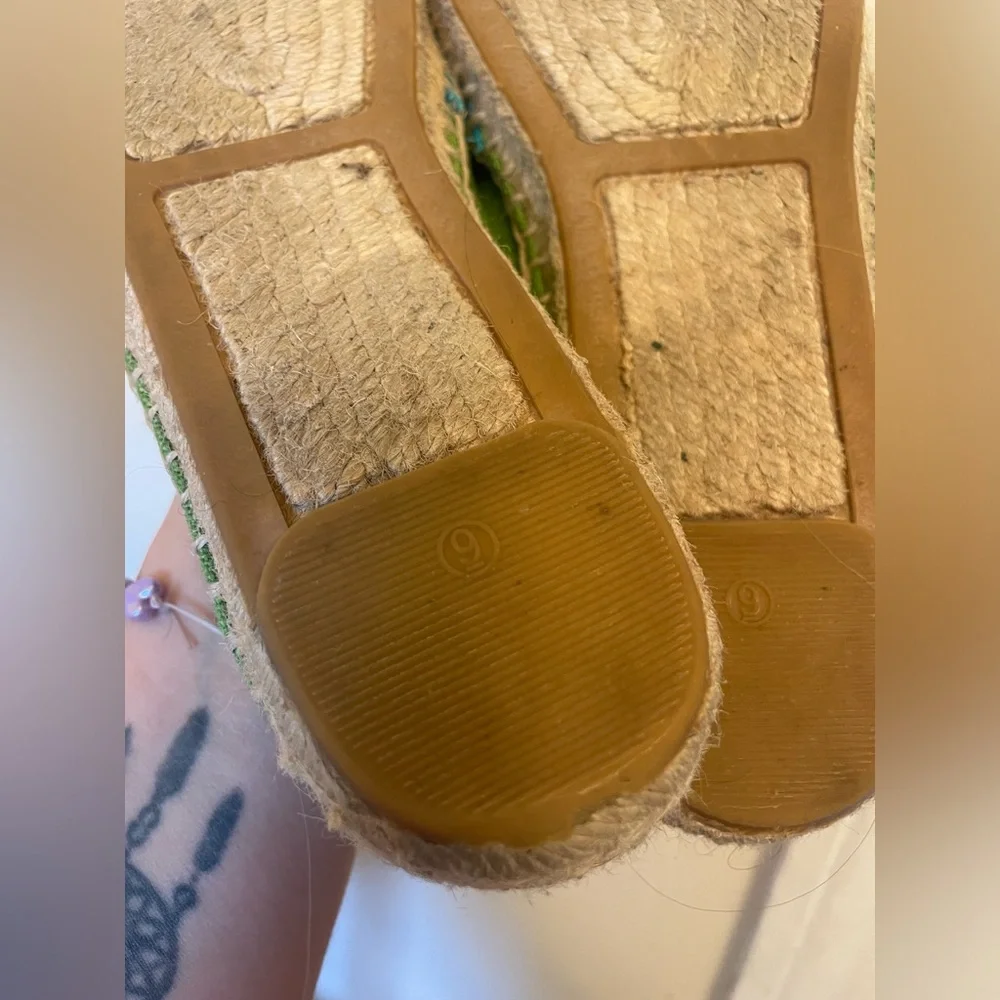 Tory Burch espadrille flats in vibrant green canvas, leaf green Size 9